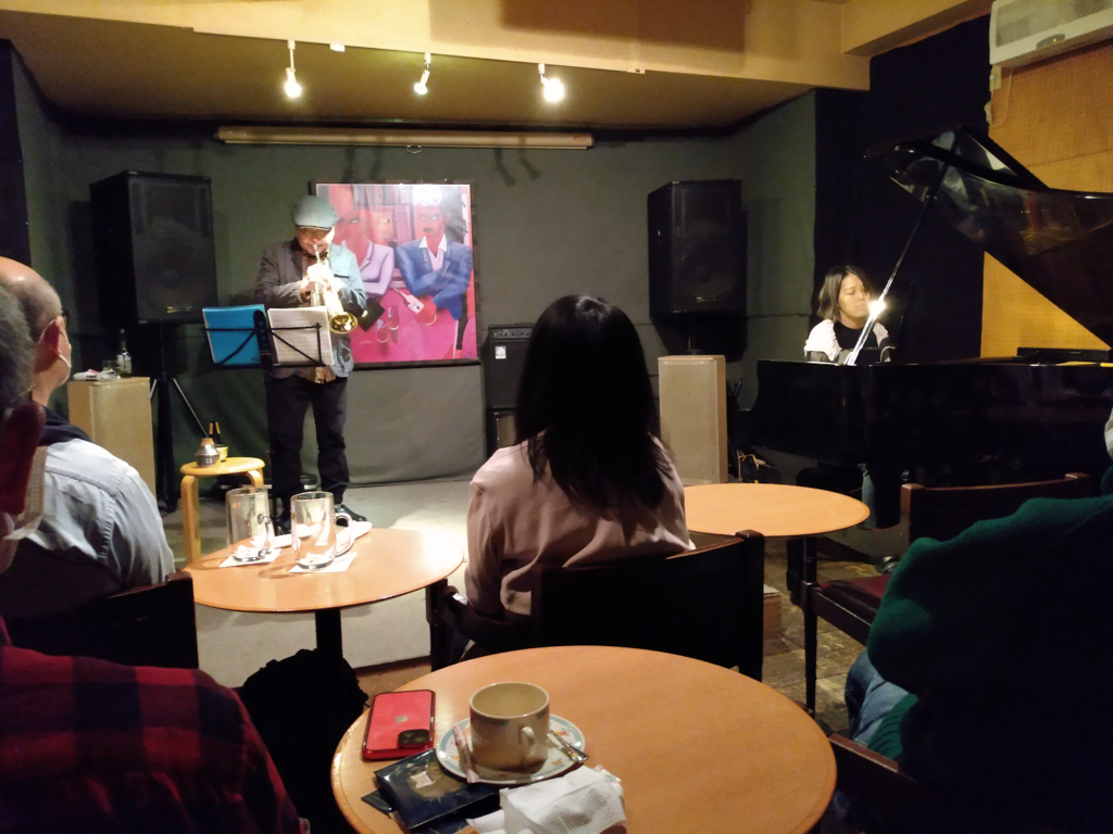 Tetsuji Yoshida and Mikiko Nagatake performing at Knuttel House in March 2023